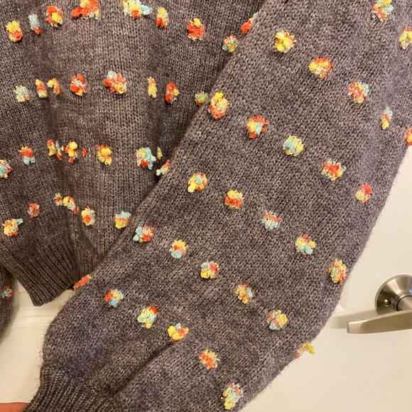 SHEIN Women’s Puffy Sleeve Sweater Gray with Polkadots Sz Medium - Picture 4 of 5